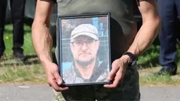 На Волині провели в останню путь полеглого на Сумщині воїна Сергія Конончука (фото)