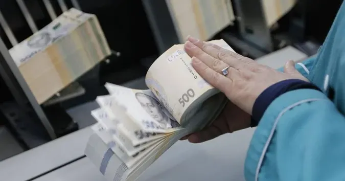 ПриватБанк з 1 квітня збільшує дохідність депозитів у гривні: які ставки та умови