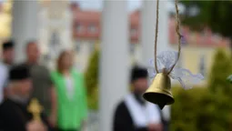 Дзвіночок як символ голосу: у Луцьку вшанували дітей, які загинули під час війни