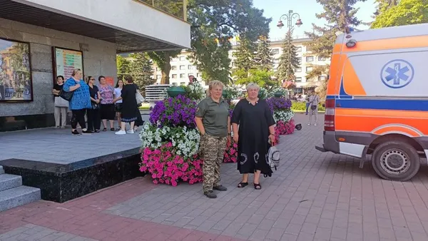 Тетяна Потоцька-Євчук з подругою Ніною Гапич