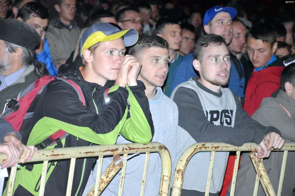 Мер-прогнозист та сотні вболівальників: як лучани підтримували збірну України з футболу (фото)