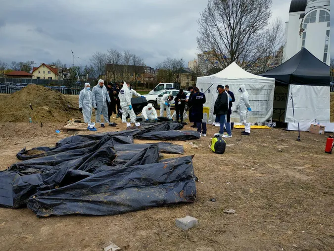 «У день діставали близько 20 тіл», – волинський криміналіст про звірства окупантів у Бучі (фото, відео)