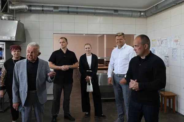 Роман Романюк перевірив готовність Сенкевичівського ліцею до навчального року (фото)