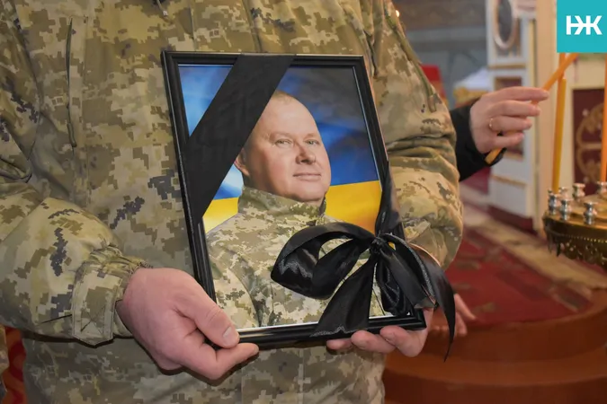 Без батька лишилися четверо дітей: на Волині попрощалися із воїном Володимиром Кушнериком (фото)