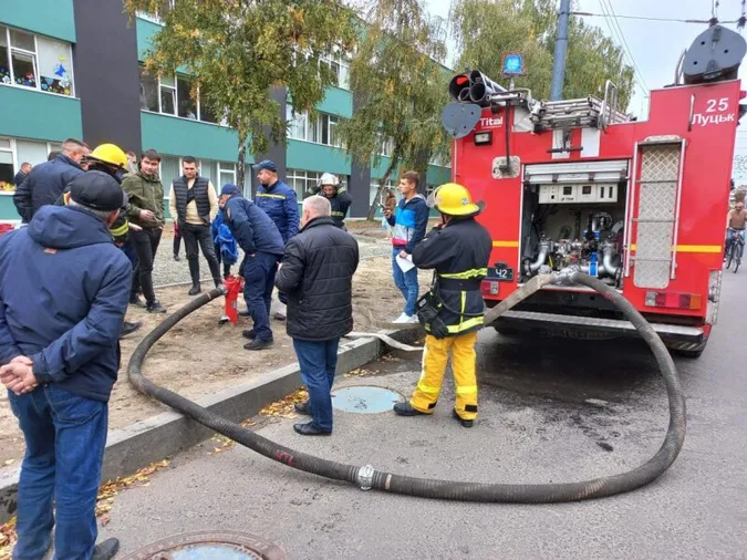 У Луцьку протестували гідранти, встановлені на проспекті Волі (фото, відео)