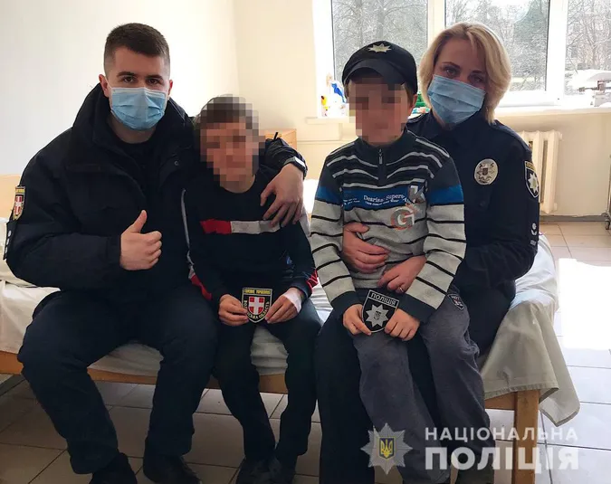 Волинські поліцейські наполягають, аби знайденого ними хлопця не повертали матері