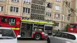 Люди чули вибух: деталі пожежі в багатоповерхівці у Луцьку (фото)