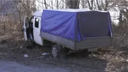 У Чернігові ворожий снаряд влучив у машину, що розвозила воду (відео)