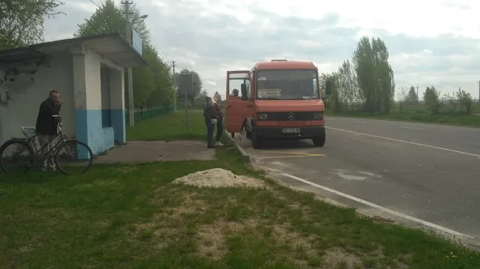 Рік без автобуса: волиняни просять відновити доїзд до Рожища та Луцька