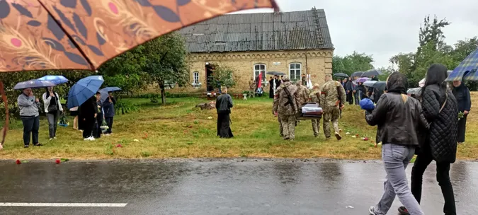У Луцькому районі попрощалися із захисником Олександром Калашяном (фото)