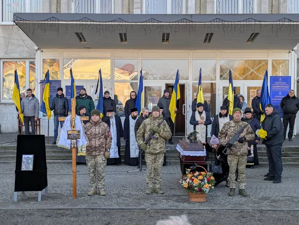 У Ковелі попрощалися із загиблим на Донеччині Олексієм Крижановським (фото)