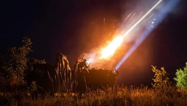 Нічна масована атака: ворог ударив по енергетиці та цивільних об'єктах