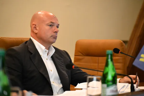 Дипломатичний Савченко та демократичний Палиця на сесії Волиньради (фоторепортаж)