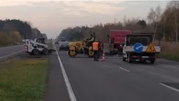 На Волині дорожники «латають» найважливіші дороги області (фото)