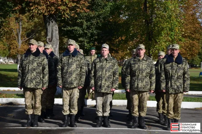 Як у Луцьку прикордонники святкують день Захисника України (фото)