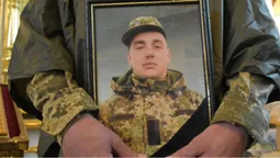 У Луцькому районі попрощалися із молодим воїном Назарієм Корольчуком (фото)