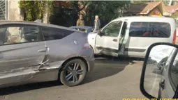 У Луцьку – аварія: зіткнулися Renault та Honda (фото)