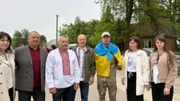 Сльози щастя і радість: удома зустріли звільненого з полону волинянина Андрія Войчука