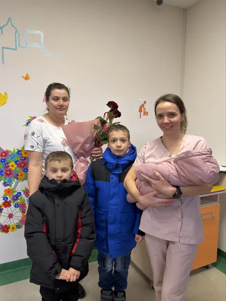 Мріяв про донечку, але так і не встиг потримати її на руках: у Луцьку виписали новорароджену крихітку загиблого Героя