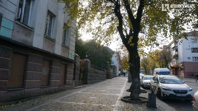 Осінь у Луцьку: місто заграло барвами (фото)