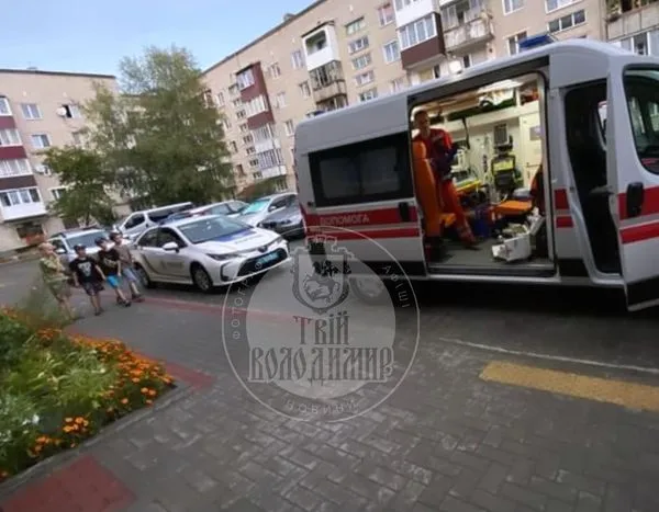 Швидко їхав: у Володимирі водій легковика збив трирічну дитину (фото)