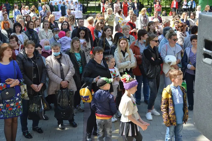 У Ковелі до Дня вишиванки влаштували дефіле (фото)