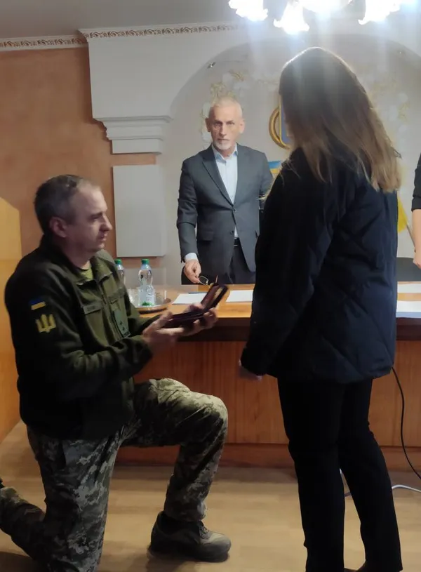 Рідним загиблого волинянина Юрія Киришка вручили його посмертну нагороду (фото)