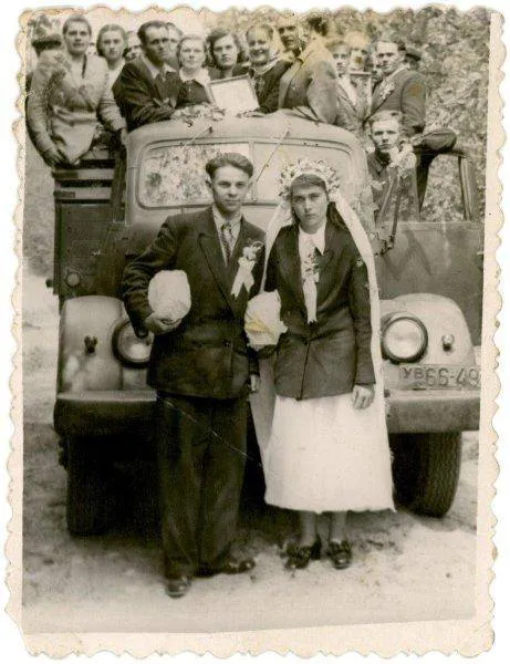 Як виглядали молодята на Волинському Поліссі у 1950-ті (фото)