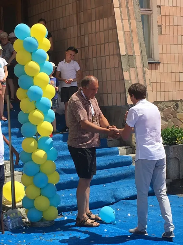 Як на Волині відкривали басейн для діток (фото)