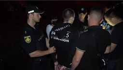 В автобусі «Луцьк-Ужгород» впіймали вбивцю зі зброєю (відео)