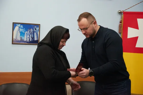 У Луцьку родинам загиблих військовослужбовців вручили нагороди (фото)