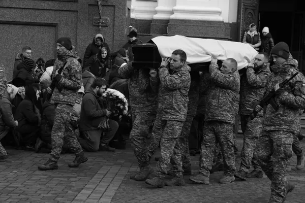 У Луцьку попрощалися із загиблими на війні Сергієм Дудкою та Сергієм Веремчуком (фото)