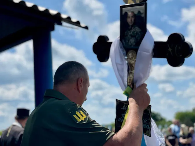 На Волині в один день поховали двох Героїв – Олега Марчука та Володимира Кварцяна (фото)