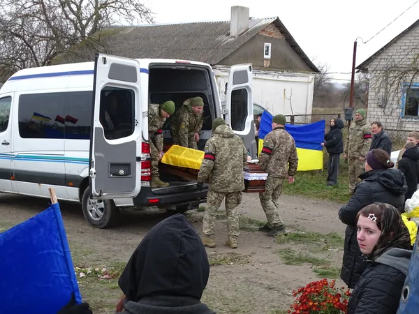 Назавжди 20: на Волині попрощалися із юним дронарем Станіславом Столяруком (фото)