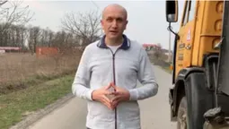 "Планував. Очікували. Виконую!" – луцький депутат повіз пісок на дитмайданчики (відео)