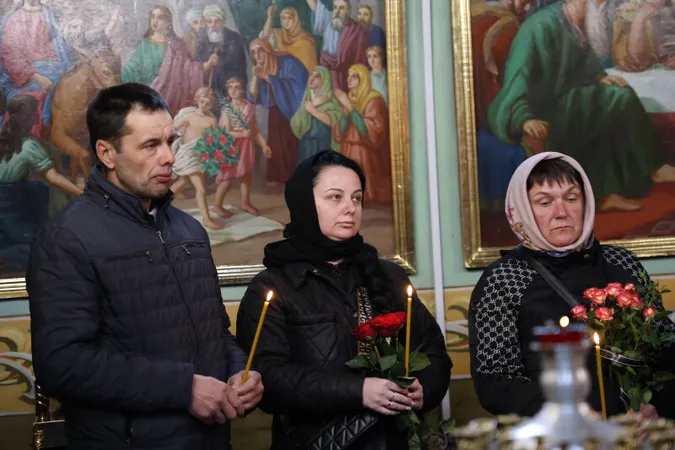 У Луцькій громаді попрощалися з полеглим Героєм Іваном Матвіюком (фото)