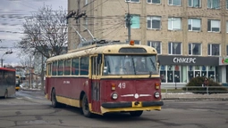 У Луцьку досі експлуатують тролейбус Škoda, якому вже 52 роки (фото)