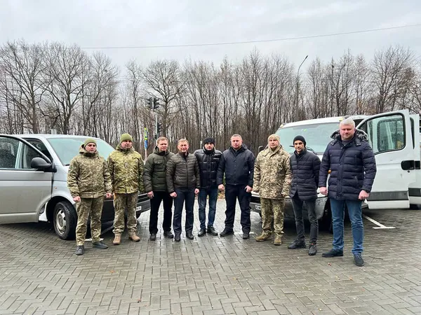 Теплий одяг, пічки та авто: волинським прикордонникам передали допомогу (фото)