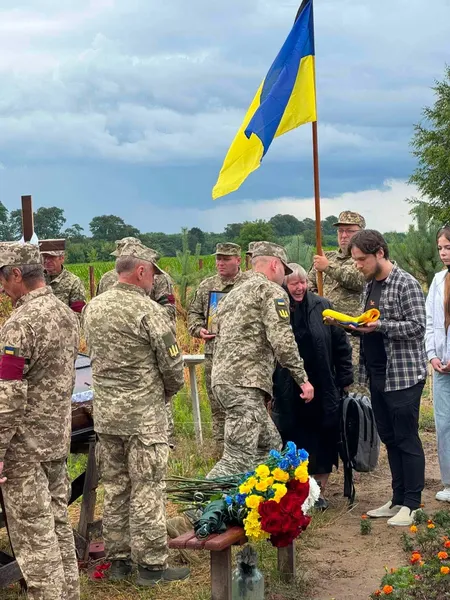 На Волині попрощалися із 23-річним Героєм Владиславом Яблонським (фото)