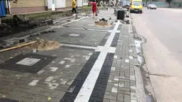 У Луцьку на Винниченка будуть нові тротуари (фото)