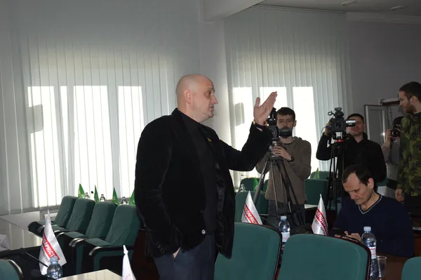 Скандальна «недосесія»: заговорили про саморозпуск Луцьради (фото)