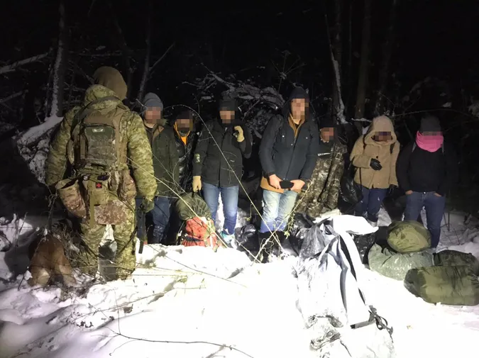 Волинські прикордонники торік виявили 154 одиниці зброї та 53 кіло наркотиків (фото)