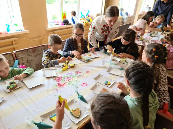 У Липинах День захисту дітей відсвяткували цікавими майстер-класами і танцями (фото)