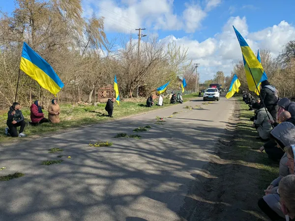 Назавжди 50: на Волині попрощалися із загиблим воїном Володимиром Омельчуком (фото)