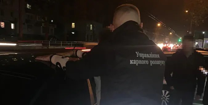 На Волині киянина-шахрая відправили під домашній арешт