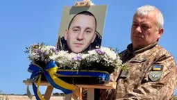 У Нововолинську попрощалися із Героєм Сергієм Смоляруком (фото)