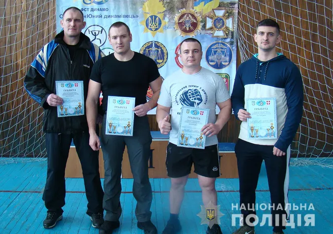 Волинські поліцейські «натягали» гирь на призове місце (фото)