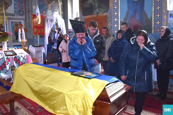 На Любешівщині провели в останню дорогу полеглого воїна Руслана Русила (фото)