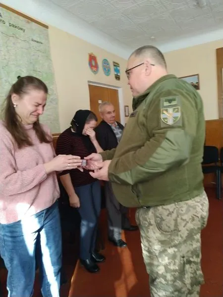 Вдові загиблого волинянина передали посмертний орден чоловіка (фото)