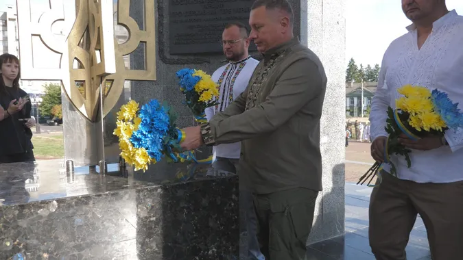 У День Незалежності України в Луцьку вшанували борців за волю (фото, відео)